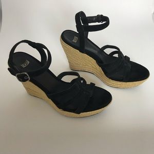 UGG Callia Suede Espadrille wedge sandals 9.5